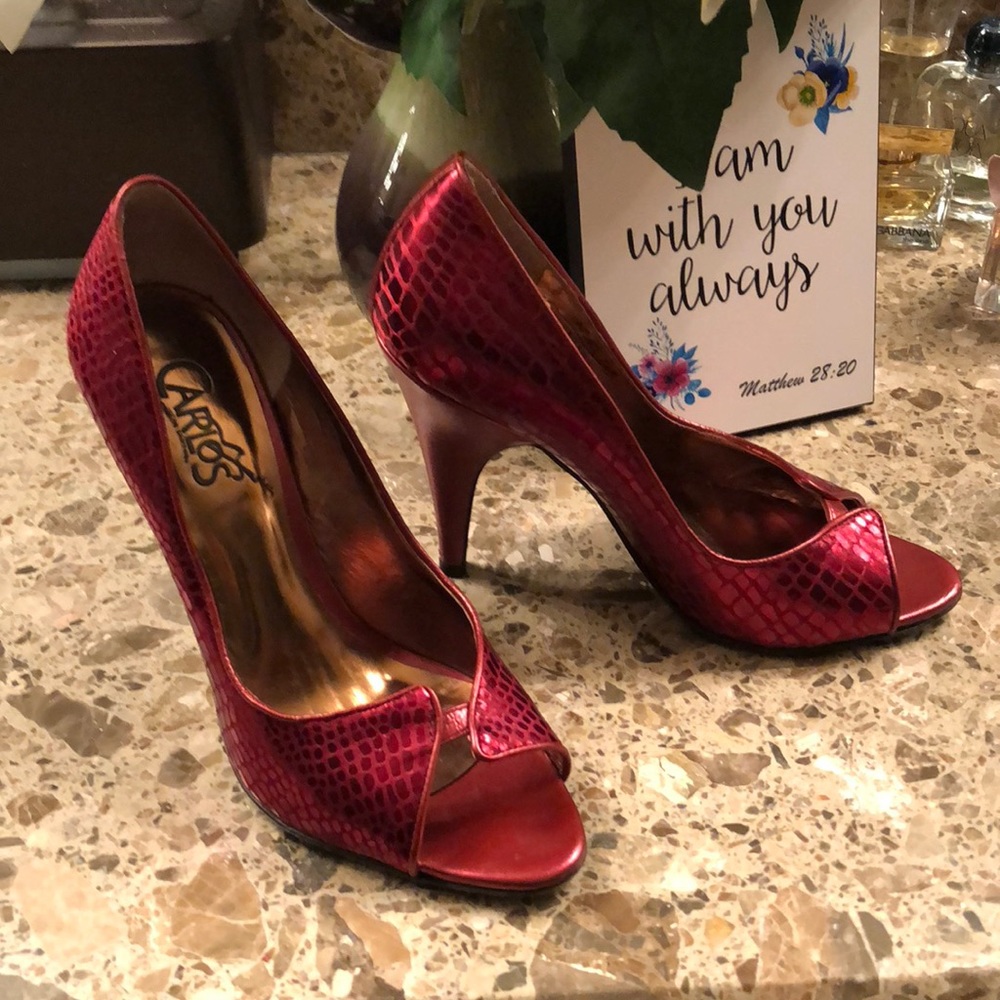 Carlos Santana heels